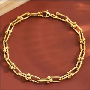 Chic Gold Beaded Bracelet